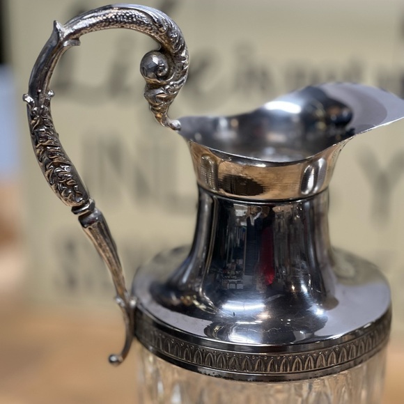 Vintage Set of 2 Victorian Silver & Pressed Glass High Quality Pitcher RARE Set - Picture 6 of 15